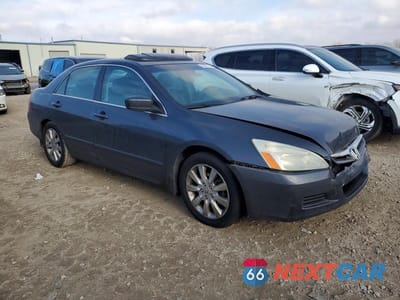 Czwarte zdjęcie samochodu z boku: 2007 HONDA ACCORD EX VIN:1HGCM66807A017596 - miniatura