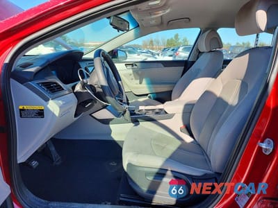 Zdjęcie 7 z 12 samochodu: 2017 HYUNDAI SONATA SE VIN:5NPE24AFXHH464597 - miniatura
