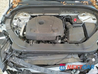 Zdjęcie 12 z 13 samochodu: 2019 VOLVO XC60 T5 MOMENTUM VIN:LYV102DK1KB242832 - miniatura