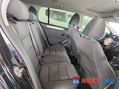 Zdjęcie 10 z 13 samochodu: 2013 VOLKSWAGEN GOLF VIN:WVWDM7AJ0DW108725 - miniatura