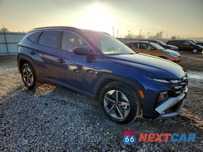Czwarte zdjęcie samochodu z boku: 2025 HYUNDAI TUCSON SEL VIN:5NMJB3DE4SH507783 - miniatura