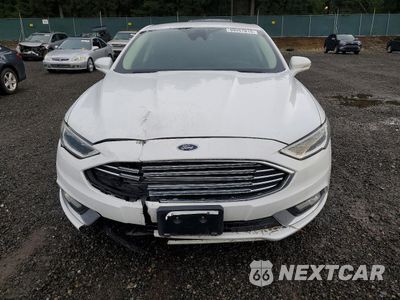 Piąte zdjęcie samochodu w środku: 2017 FORD FUSION SE HYBRID VIN:3FA6P0LUXHR409189 - miniatura