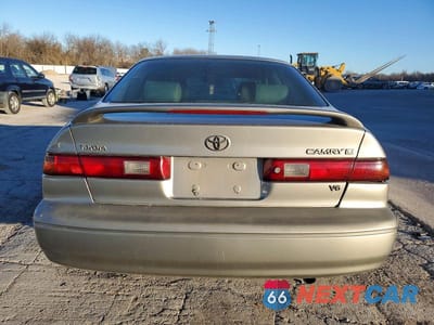 Zdjęcie 6 z 12 samochodu: 1999 TOYOTA CAMRY LE VIN:JT2BF22K7X0172157 - miniatura