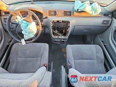Zdjęcie 8 z 13 samochodu: 1997 HONDA CR-V LX VIN:JHLRD1841VC003300 - miniatura