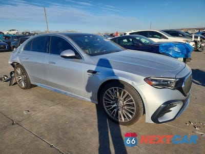 Czwarte zdjęcie samochodu z boku: 2025 MERCEDES-BENZ E AMG 53E 4MATIC VIN:W1KLF6DB0SA095074 - miniatura