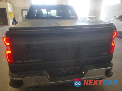 Zdjęcie 6 z 11 samochodu: 2022 CHEVROLET SILVERADO LTD K1500 LTZ VIN:1GCUYGEDXNZ115187 - miniatura