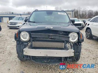 Piąte zdjęcie samochodu w środku: 2017 JEEP RENEGADE LATITUDE VIN:ZACCJBBB3HPF01653 - miniatura