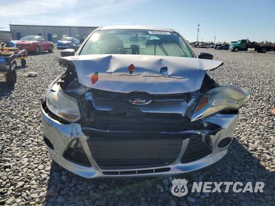 Piąte zdjęcie samochodu w środku: 2014 FORD FOCUS S VIN:1FADP3E28EL167436 - miniatura