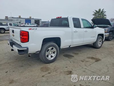 Trzecie zdjęcie samochodu z tyłu: 2017 CHEVROLET SILVERADO K1500 LT VIN:1GCVKREC5HZ114123 - miniatura