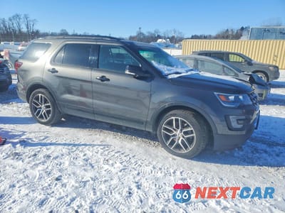 Czwarte zdjęcie samochodu z boku: 2016 FORD EXPLORER SPORT VIN:1FM5K8GT0GGB70905 - miniatura