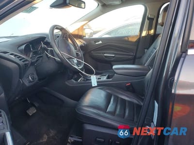 Zdjęcie 7 z 13 samochodu: 2017 FORD ESCAPE TITANIUM VIN:1FMCU0J97HUA21586 - miniatura