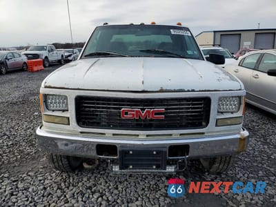 Piąte zdjęcie samochodu w środku: 1996 GMC SIERRA K2500 VIN:1GTGK29F6TE518889 - miniatura