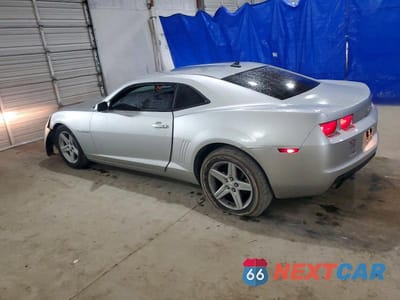 Drugie zdjęcie samochodu z przodu: 2011 CHEVROLET CAMARO LT VIN:2G1FB1ED1B9153977 - miniatura