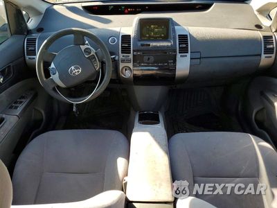 Zdjęcie 8 z 11 samochodu: 2006 TOYOTA PRIUS VIN:JTDKB20U063201163 - miniatura