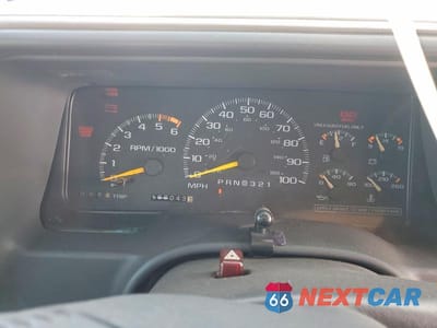 Zdjęcie 9 z 14 samochodu: 1996 GMC YUKON VIN:3GKEK18R2TG504496 - miniatura