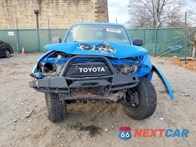 Piąte zdjęcie samochodu w środku: 1996 TOYOTA 4RUNNER LIMITED VIN:JT3HN87R1T0012688 - miniatura