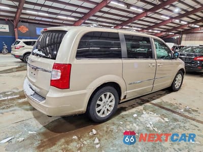Trzecie zdjęcie samochodu z tyłu: 2013 CHRYSLER TOWN & COUNTRY TOURING VIN:2C4RC1BG5DR798005 - miniatura