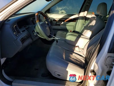 Zdjęcie 7 z 11 samochodu: 2005 MERCURY GRAND MARQUIS LS VIN:2MEFM75WX5X631415 - miniatura