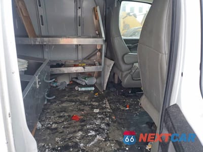 Zdjęcie 11 z 13 samochodu: 2019 GMC SAVANA G2500 VIN:1GTW7AFP1K1196012 - miniatura