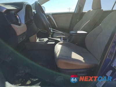 Zdjęcie 7 z 13 samochodu: 2014 TOYOTA RAV4 XLE VIN:2T3WFREV3EW085498 - miniatura