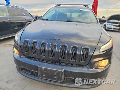 Piąte zdjęcie samochodu w środku: 2016 JEEP CHEROKEE LATITUDE VIN:1C4PJMCS7GW162781 - miniatura