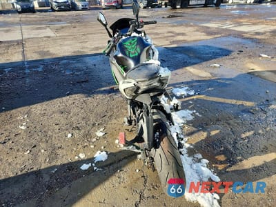 Czwarte zdjęcie samochodu z boku: 2022 KAWASAKI EX650 N VIN:ML5EXEN13NDA73683 - miniatura