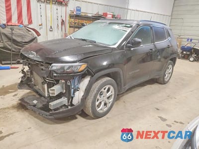 2024 JEEP COMPASS LATITUDE 3C4NJDBN1RT175599 - główne zdjęcie licytacji z USA - miniatura