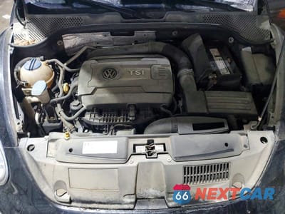 Zdjęcie 11 z 12 samochodu: 2015 VOLKSWAGEN BEETLE 1.8T VIN:3VW517AT9FM808581 - miniatura