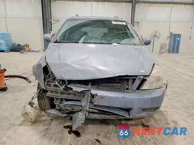 Piąte zdjęcie samochodu w środku: 2007 KIA SEDONA EX VIN:KNDMB233476111090 - miniatura