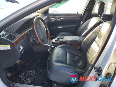 Zdjęcie 7 z 13 samochodu: 2008 MERCEDES-BENZ S 550 4MATIC VIN:WDDNG86X58A219942 - miniatura