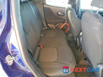 Zdjęcie 10 z 11 samochodu: 2018 JEEP RENEGADE SPORT VIN:ZACCJBAB8JPH88799 - miniatura
