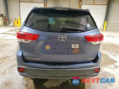 Zdjęcie 6 z 12 samochodu: 2018 TOYOTA HIGHLANDER LE VIN:5TDBZRFH6JS865697 - miniatura