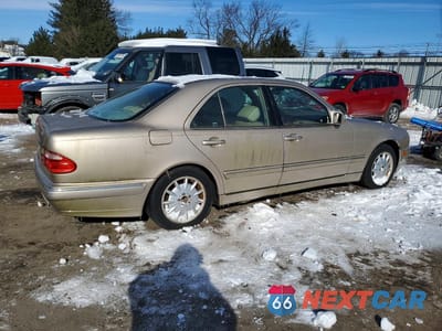 Trzecie zdjęcie samochodu z tyłu: 2000 MERCEDES-BENZ E 320 VIN:WDBJF65J1YB103059 - miniatura