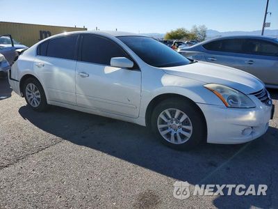 Czwarte zdjęcie samochodu z boku: 2012 NISSAN ALTIMA BASE VIN:1N4AL2AP8CC217890 - miniatura