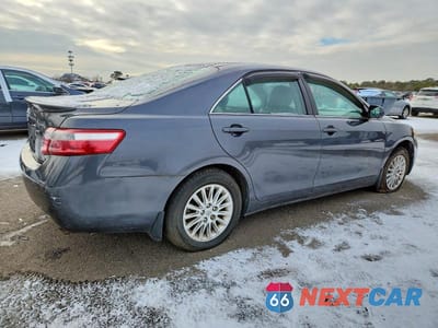 Trzecie zdjęcie samochodu z tyłu: 2007 TOYOTA CAMRY CE VIN:4T1BE46KX7U096583 - miniatura