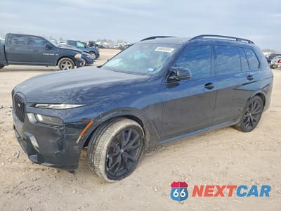 2026 BMW X7 M60I 5UX33EM09T9079288 - główne zdjęcie licytacji z USA - miniatura