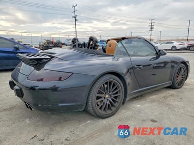 Trzecie zdjęcie samochodu z tyłu: 2006 PORSCHE 911 CARRERA S CABRIOLET VIN:WP0CB29906S766182 - miniatura