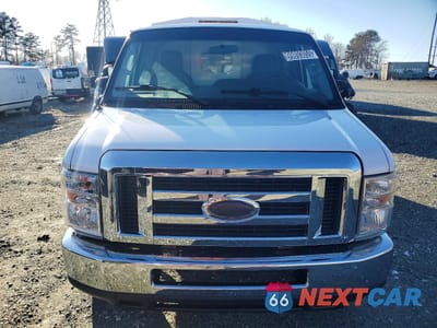 Piąte zdjęcie samochodu w środku: 2015 FORD ECONOLINE E350 SUPER DUTY CUTAWAY VAN VIN:1FDWE3FL0FDA12581 - miniatura