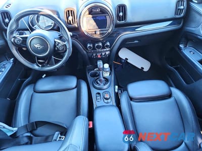 Zdjęcie 8 z 13 samochodu: 2019 MINI COOPER S C VIN:WMZYT3C57K3E98107 - miniatura