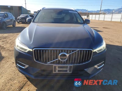 Piąte zdjęcie samochodu w środku: 2020 VOLVO XC60 T5 INSCRIPTION VIN:YV4102RLXL1548998 - miniatura