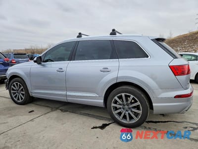 Drugie zdjęcie samochodu z przodu: 2019 AUDI Q7 PREMIUM PLUS VIN:WA1LAAF7XKD012618 - miniatura