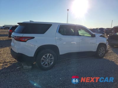 Trzecie zdjęcie samochodu z tyłu: 2023 CHEVROLET TRAVERSE LS VIN:1GNERFKW5PJ226353 - miniatura