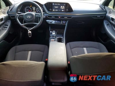 Zdjęcie 8 z 12 samochodu: 2021 HYUNDAI SONATA SEL VIN:KMHL64JA7MA144828 - miniatura