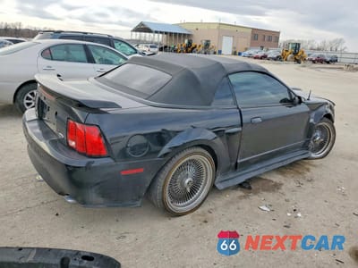 Trzecie zdjęcie samochodu z tyłu: 2004 FORD MUSTANG GT VIN:1FAFP45X54F116483 - miniatura