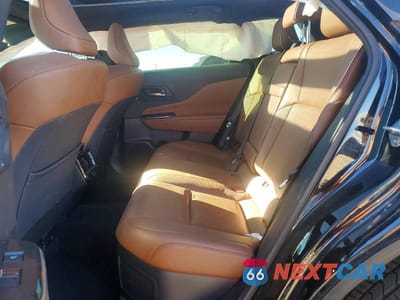 Zdjęcie 11 z 13 samochodu: 2025 TOYOTA CROWN SIGNIA XLE VIN:JTDACAAJ4S3018219 - miniatura