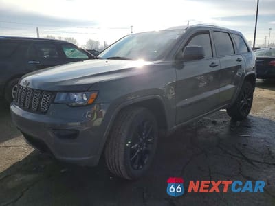 2022 JEEP GRAND CHEROKEE LAREDO E 1C4RJFAG8NC120654 - główne zdjęcie licytacji z USA - miniatura