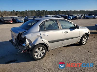 Trzecie zdjęcie samochodu z tyłu: 2008 KIA RIO BASE VIN:KNADE123586421279 - miniatura