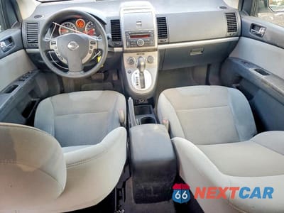 Zdjęcie 8 z 11 samochodu: 2010 NISSAN SENTRA 2.0 VIN:3N1AB6AP7AL606643 - miniatura