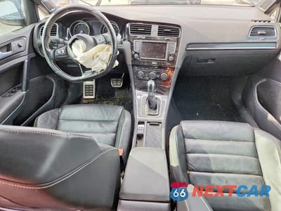 Zdjęcie 8 z 12 samochodu: 2017 VOLKSWAGEN GOLF R VIN:WVWVF7AUXHW044076 - miniatura