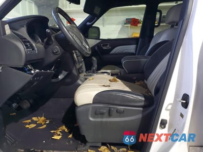 Zdjęcie 7 z 14 samochodu: 2019 INFINITI QX80 LUXE VIN:JN8AZ2NE4K9238091 - miniatura